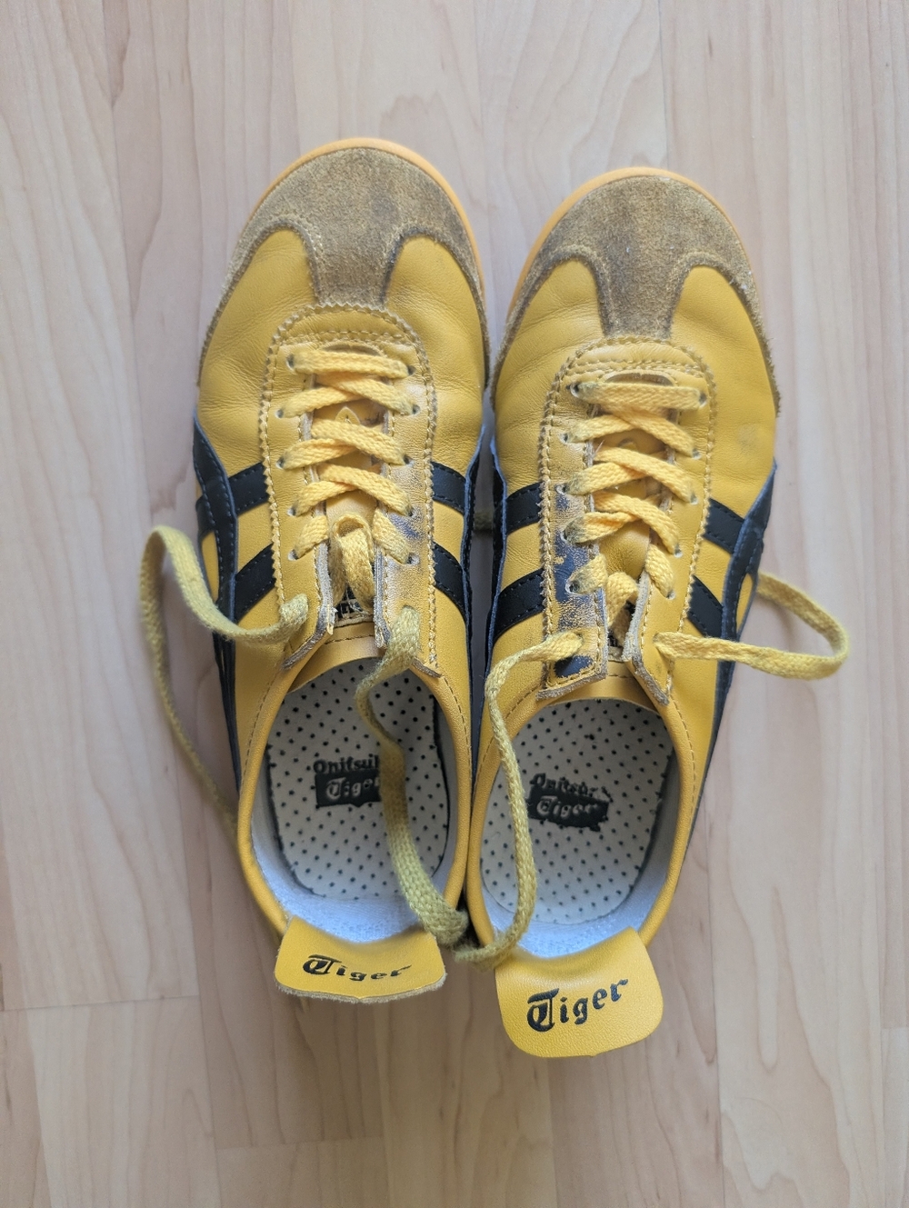 Onitsuka Tiger Mexico 66 Yellow Black "Kill Bill"/Bruce Lee Women's 7.5 EU 38